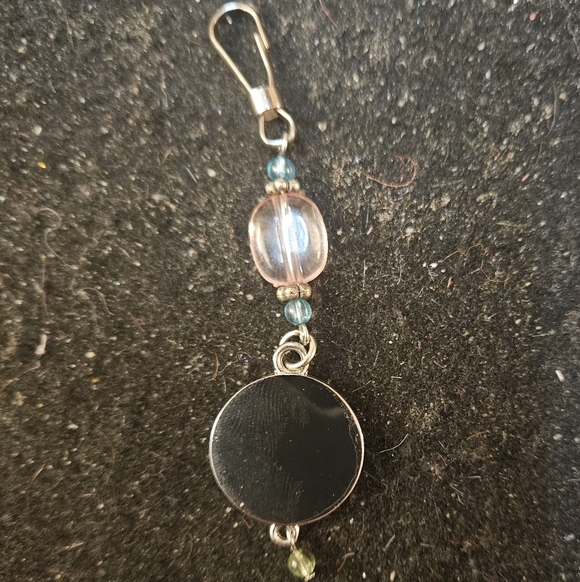 Keychain - Picture 2 of 2